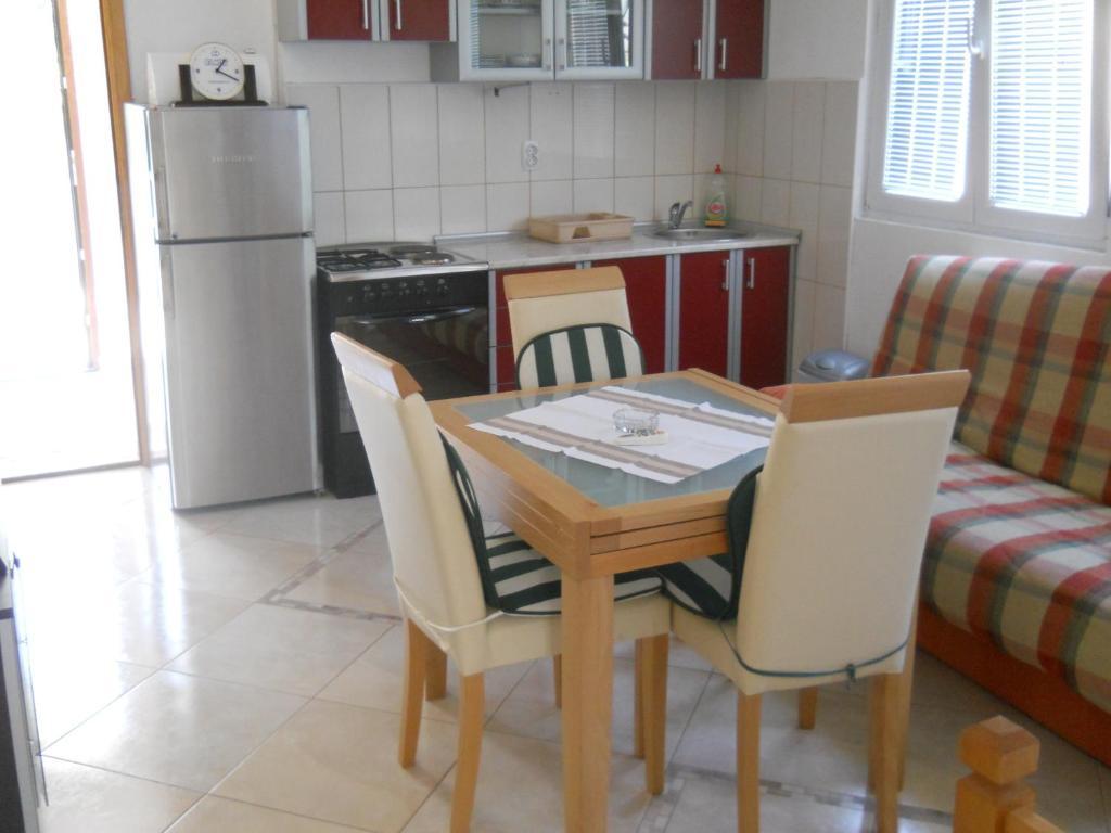 Apartments Ognjenovic Risan Chambre photo